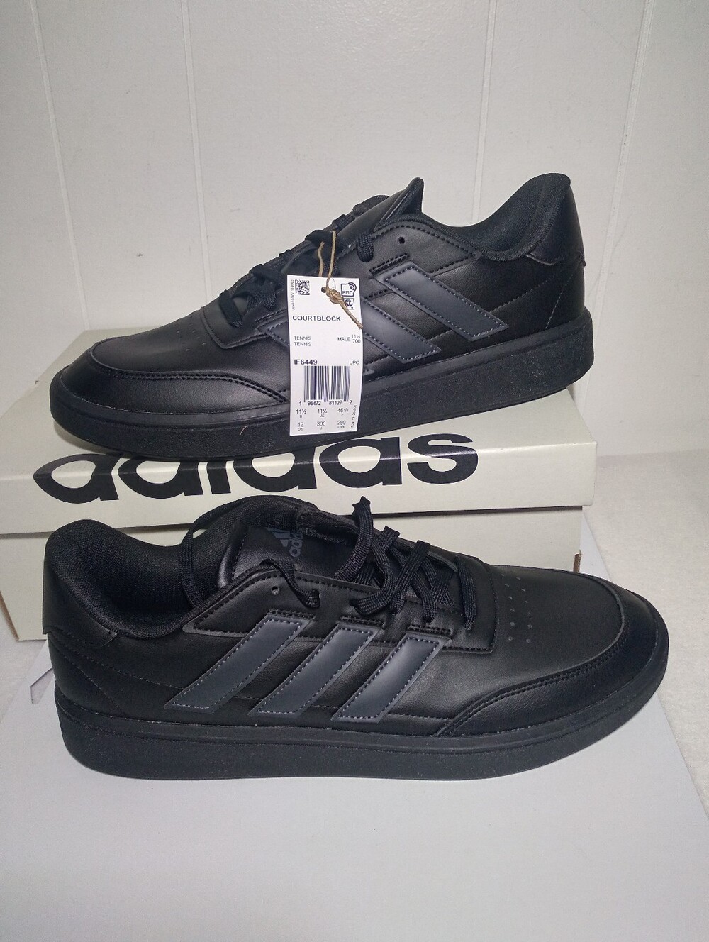 Adidas Courtblock Mens Size 12.0 Tennis Sneakers Trainers IF6449 Black/Black New